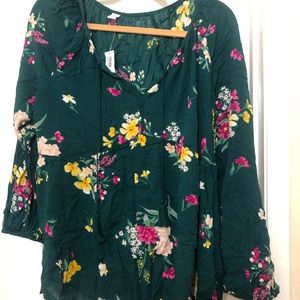 Tie-Neck Swing Blouse